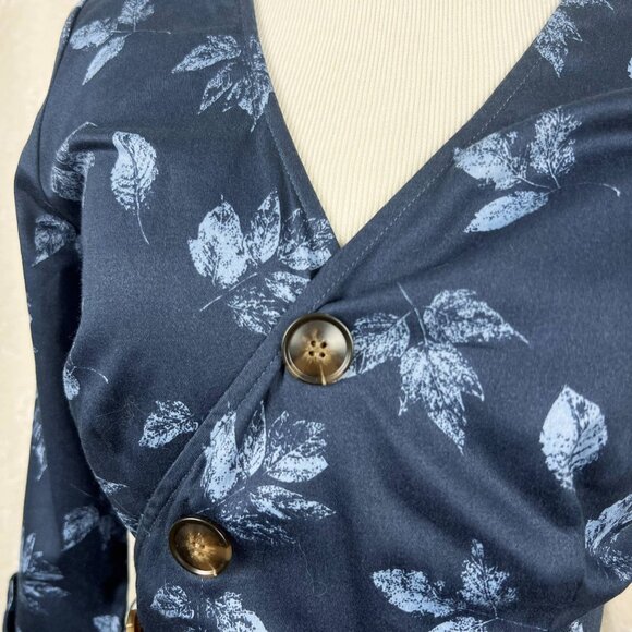 Collectif Susanna Fall Leaves print 50s V-Neck Button swing dress blue chambray - Picture 4 of 11